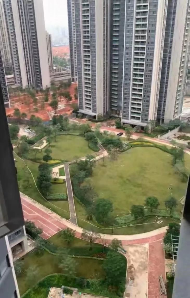 惠州卓越东部蔚蓝海岸房子存在严重质量问题，黑心开发商强制收房！
