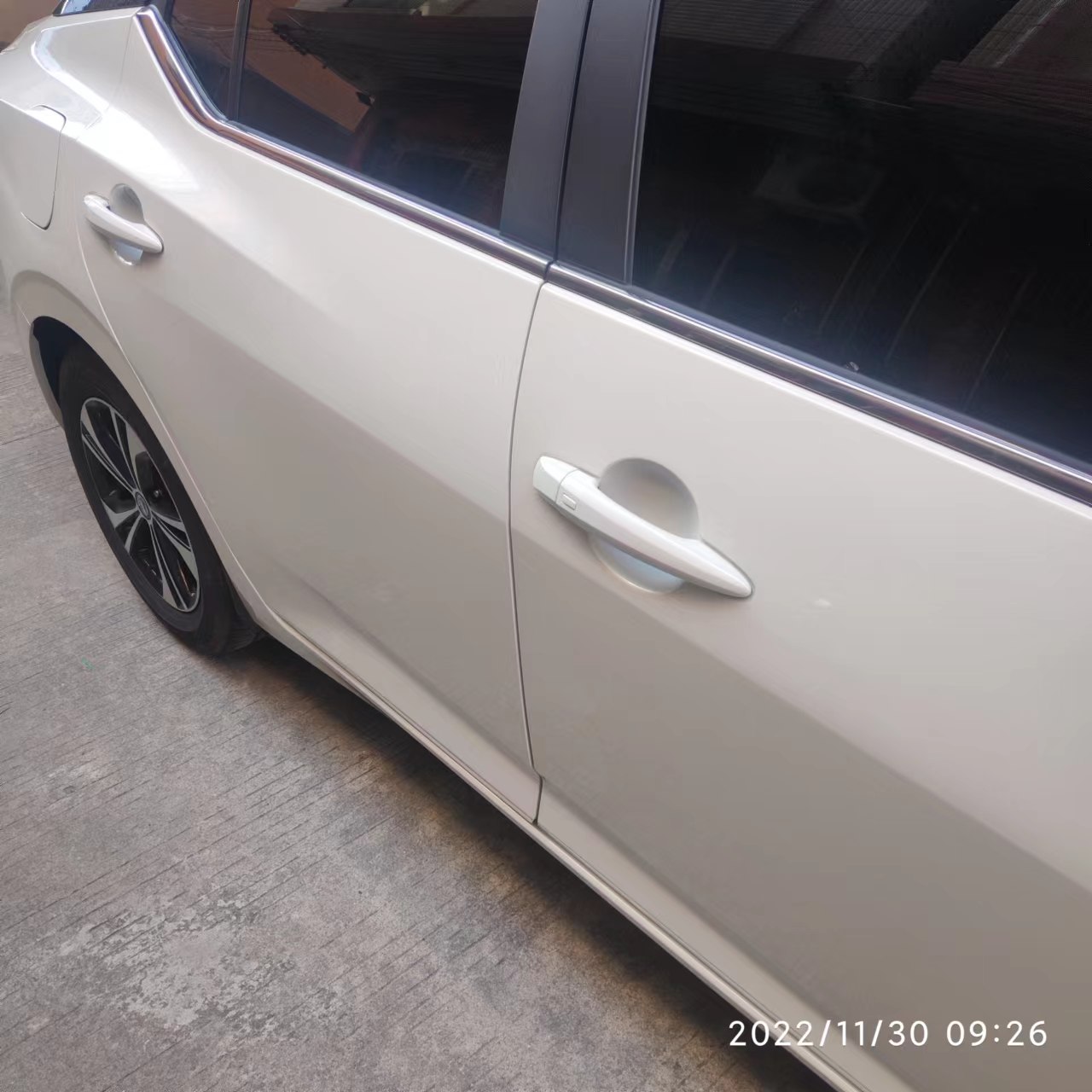 东风日产进达4S店二次喷漆车辆当新车卖，反馈半年时间不解决问题